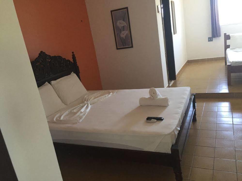 Beach Hotel Jacuma Exterior photo