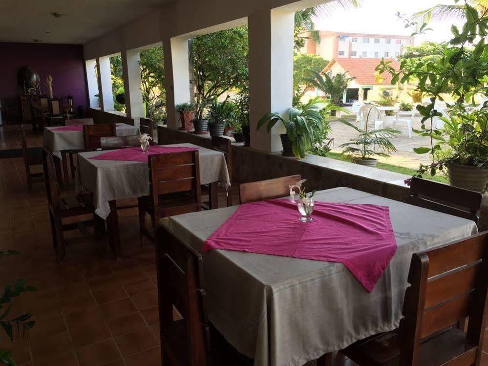 Beach Hotel Jacuma Exterior photo